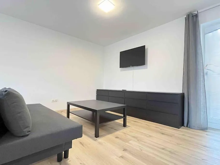 Apartment Lap105 - Moderne Monteurwohnung Uebergangswohnung Lappersdorf  Germany